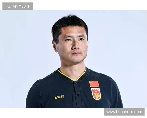 邵佳一独立执教国足时间不足一年半 曾任国足助教经历成为新起点